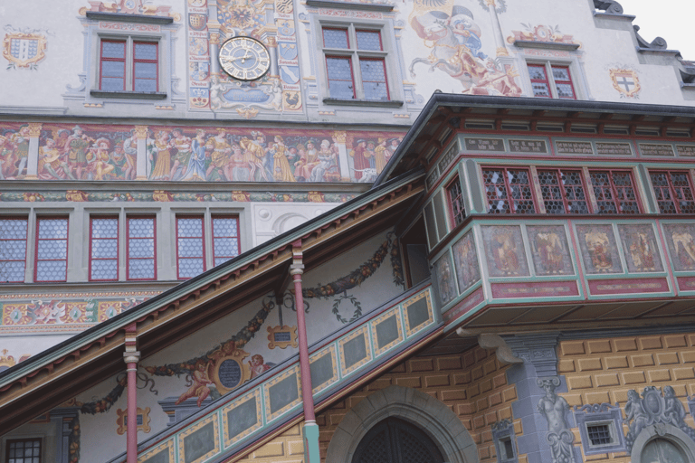 From Zurich: 4-Country Private Day Tour with Photoshoot