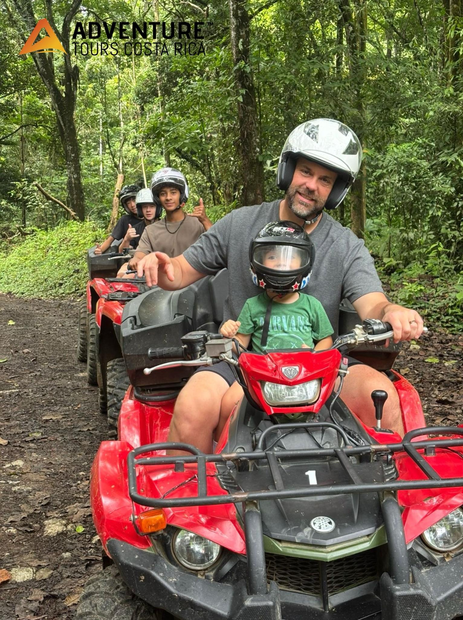 Jaco Beach: 3-stündige Quad-Tour mit Wasserfallschwimmen