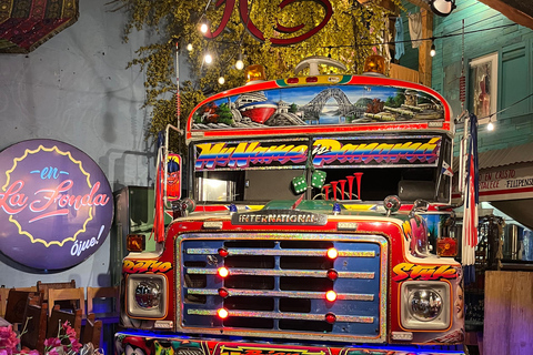 Panama City: esperienza nei bar locali — Notti a Casco ViejoPanama City: esperienza nei bar locali — notti a Casco Viejo