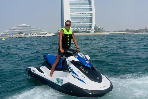 Dubaï : Aventure en jetski avec vue sur Burj Khalifa et Burj Al Arab