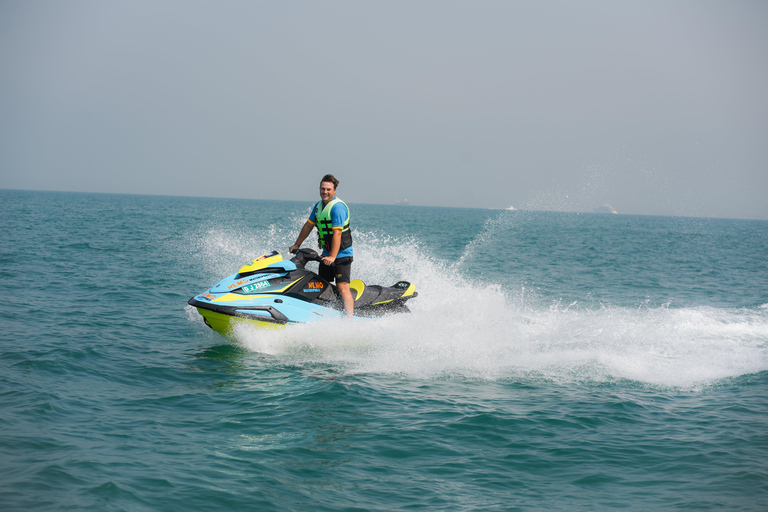 Dubai: Burj Al Arab Jet Ski Rental with Ice Cream and Photos