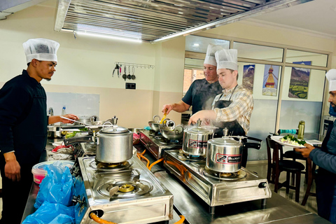 Kathmandu: Nepali Cooking Class &amp; Momo Making with PickupNepali Cooking Class &amp; Momo Making Class in Thamel Kathmandu