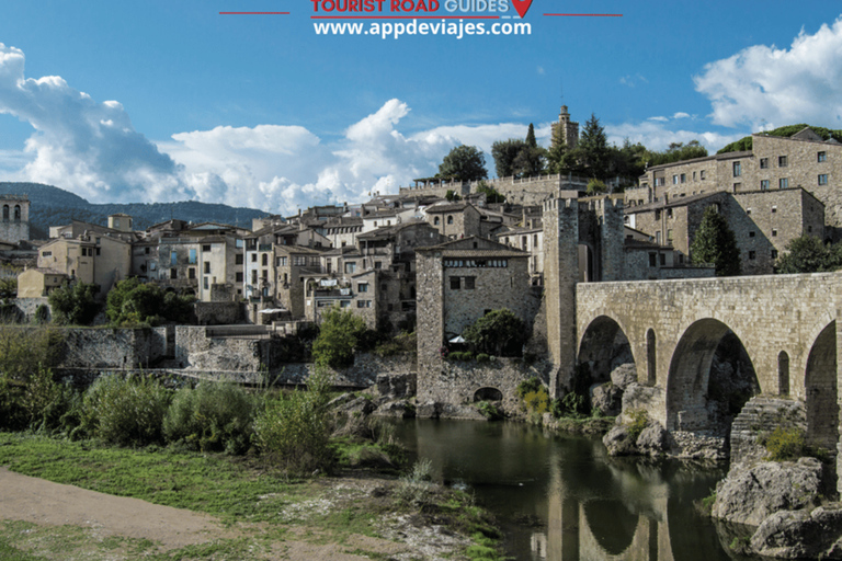 Barcelona: Besalú, Figueres und Girona Tagestour mit Mittagessen