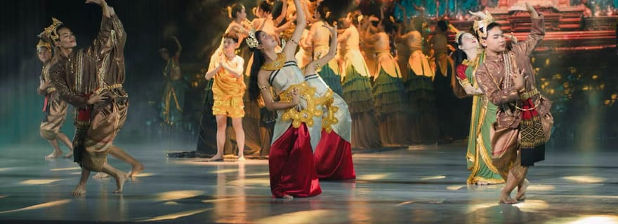 Luang Prabang : le spectacle des lumières de Bouddha