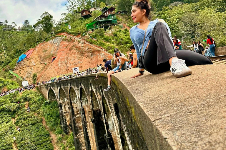 Kandy To Nanuoya Drop Tour & Morning 9.00 Ella Train Ride Kandy To Nanuoya Drop By Car & Morning Ella Train Ride 02