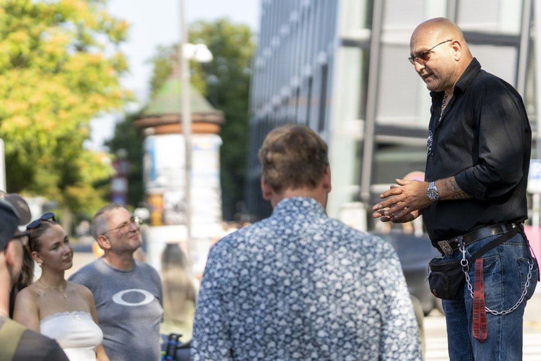 Uncle Jan's neighborhood tours Uncle Jan's Neighborhood Tours 2