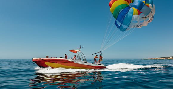 Albufeira: Parasailing Boat Trip