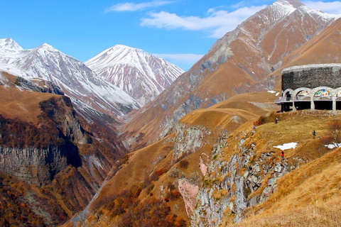 Passeio em Kazbegi