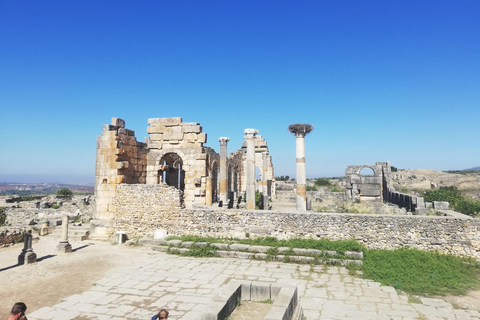 Transfer van Fes naar Tanger via Volubilis en Chefchaouen