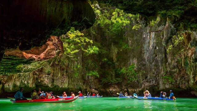 Visit Phuket James Bond Island Day Trip by Speed Boat with Lunch in Rawai, Phuket