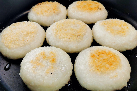 Guilin: Longji Terraced Fields & Rice Cake Tour