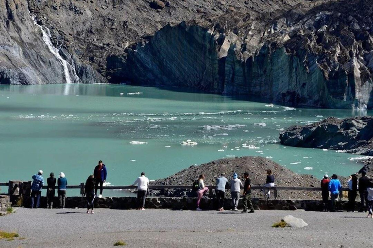 Bariloche: Cerro Tronador and Ventisquero Negro Tour English or Portuguese Departure