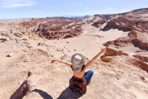 San Pedro de Atacama: Moon Valley and Hidden Lagoons Tour