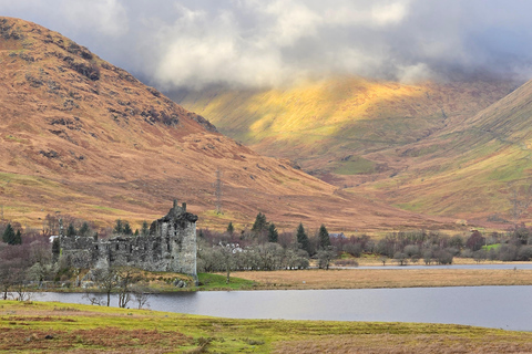 Greenock: Stirling Castle, Kelpies, & Luss Day Trip
