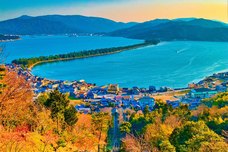 Kyoto Amanohashidate, excursion dans la baie d'Ine avec bateau/téléphérique en optionDépart de la gare d'Osaka à 8 h 40 - Comprend le téléphérique et la croisière