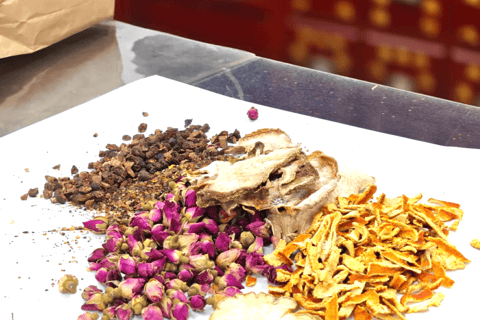 Guangzhou: Chinese Herbal DIY Experience in Yongqingfang