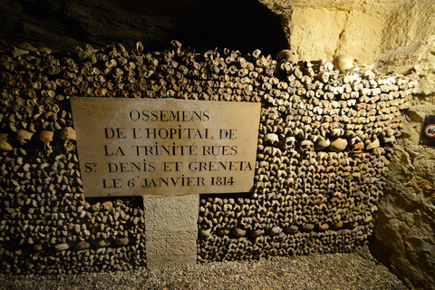 Paris : Entrée des catacombes et croisière sur la Seine avec audioguide