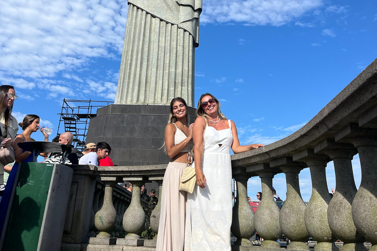 Sunrise (Dona Marta) + Christ the Redeemer + Sugarloaf Tour