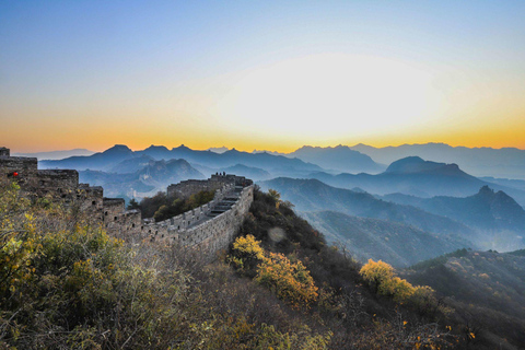 Excursión de 2 Días con Amanecer en la Gran Muralla de Mutianyu