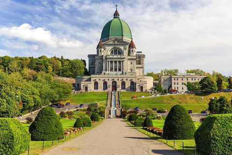 Montreal: Guided Double-Decker Bus Tour