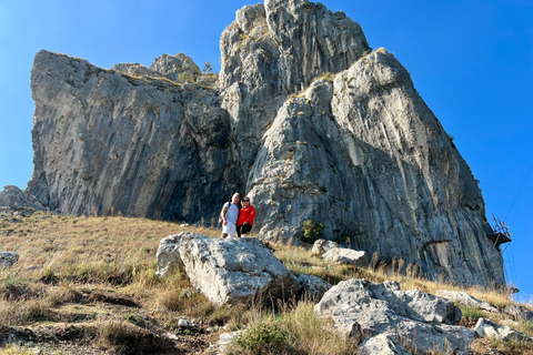 From Tirana: Hike on Gamti Mt &amp; Bovilla Lake on Land Rover