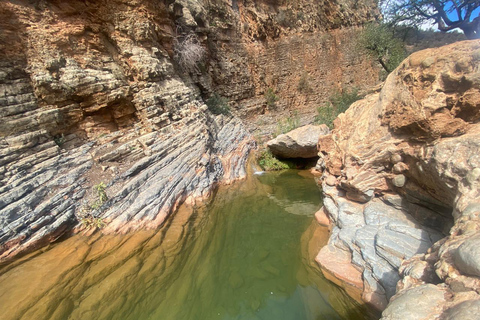 阿加迪尔：Tizgui 山谷徒步导览（含酒店接送）阿加迪尔：蒂兹吉山谷徒步导览（含酒店接送）