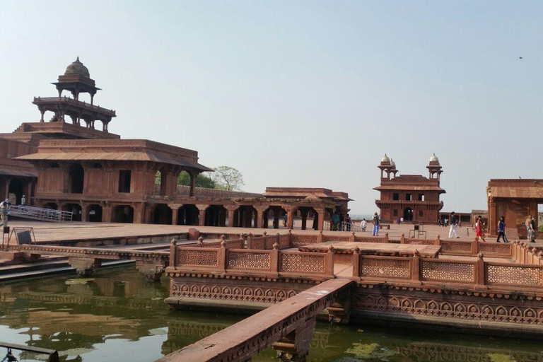 Fatehpur Sikri going back from Agra by car