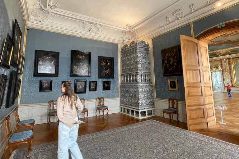 Au départ de Riga : excursion à la colline des croix, au palais de Rundale et à Bauska