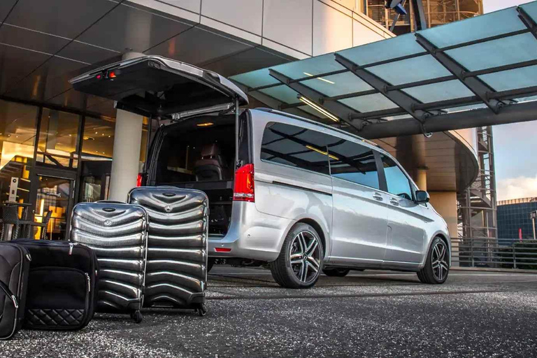 Paryż: Lotnisko Charles-de-Gaulle Prywatny transfer w obie stronyPrywatny transfer lotniskowy w obie strony z lotniska w Paryżu