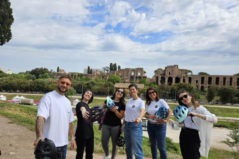 Rome Bike Tour: ride with a local! (and a traditional snack)