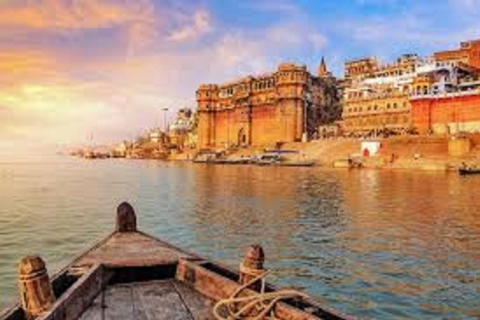 Varanasi: jednodniowa wycieczka po prywatnym mieście z Sarnath.Varanasi: jednodniowa wycieczka po prywatnym mieście i Ganges Aarti.