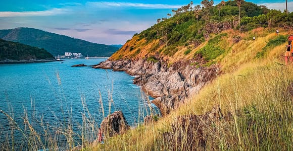 Phuket: Nai Harn Beach, Old Town,Wat Chalong,Promthep Sunset