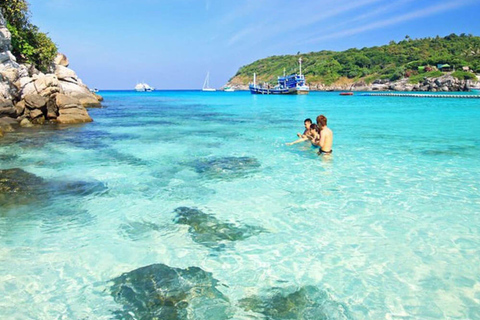 جولة على متن قارب سريع في راشا ياي وجزيرة المرجان في فوكيت + منتجع صحي بعد الشمسجولة في قارب سريع في 