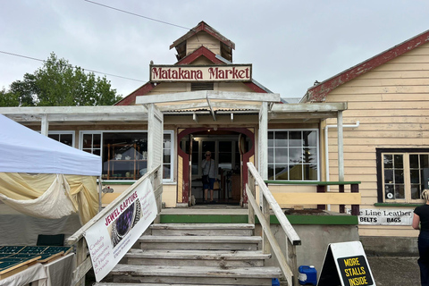 Au départ d&#039;Auckland : MARCHÉ DU VILLAGE DE MATAKANA ET VISITE DES VIGNOBLES ET DES SCULPTURES