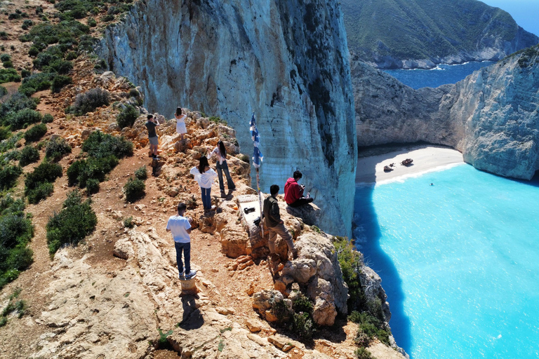 Zakynhtos: Private Vip Tour with optional boat trip