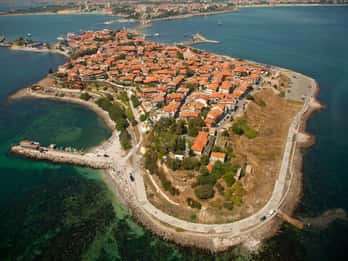 Nessebar : visite guidée en anglais avec dégustation de vin