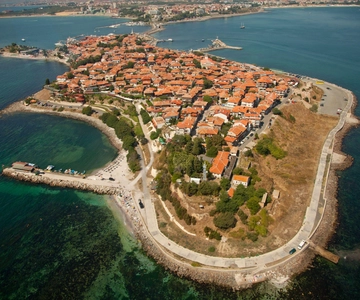 Nessebar: wycieczka z przewodnikiem w języku angielskim z degustacją wina