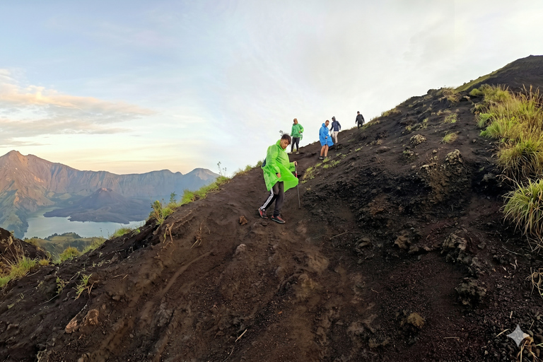 Bali: All-Inclusive Batur Sunrise Trek & Hot Springs