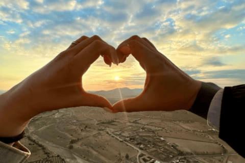 Marrakech: giro romantico in mongolfiera e colazione berbera
