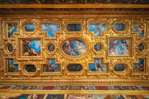 Venice: Exclusive Doge’s Palace Tour with Local Aperitivo English Tour