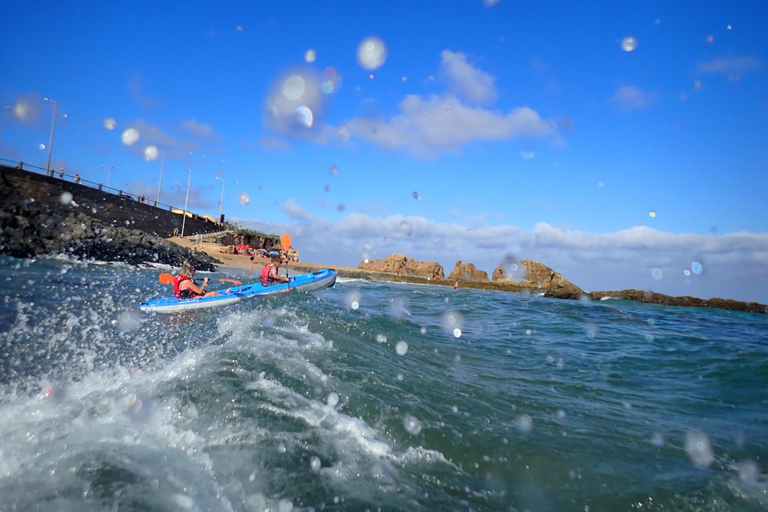 Avventura in kayak a Calheta: Tour della spiaggia di Zimbralinho o dell&#039;isolotto di Cal