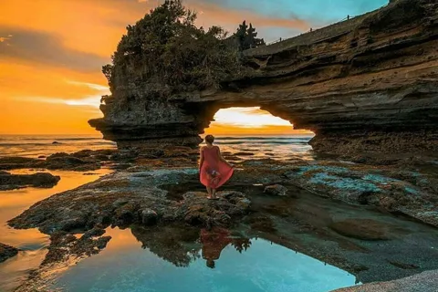 Bali:Tour di TamanAyun, UlunDanu, Jatiluwih, TanahLot