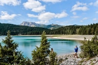 Montenito, Duremitor, Vamos en viaje de día de día de monasterio - Housity