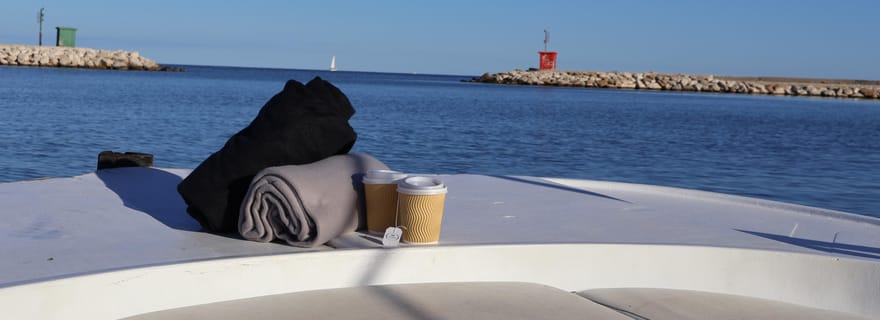 Syracuse : sortie en bateau hivernale à Ortygie et grottes + thé et couverture