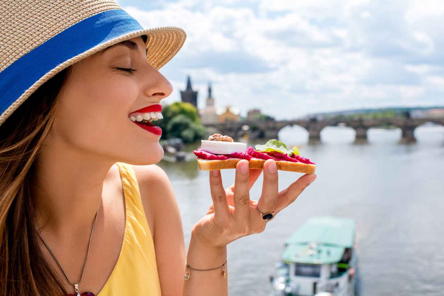 Traditional Czech Food and Prague Old Town Private Tour