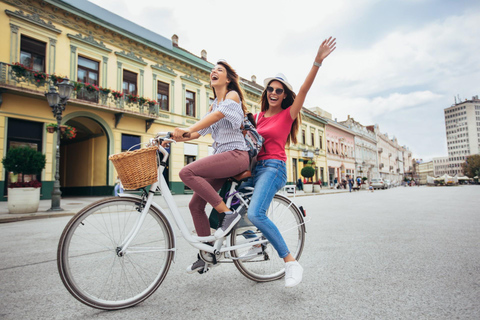 Bike Tour of Szczecin Old Town, Top Attractions and Nature 2-hour: Old Town