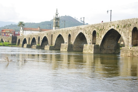 Travel Porto to Santiago Compostela with stops along the way WITHOUT STOPS
