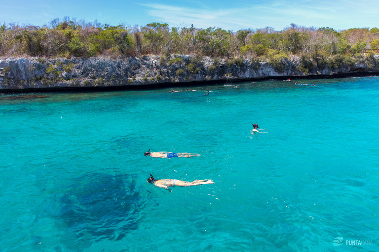 Excursión a la Isla Catalina: Barco, estancia en la playa, comida y bebidas gratis