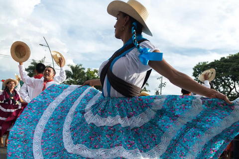 Oaxaca walking tour with a local photographer