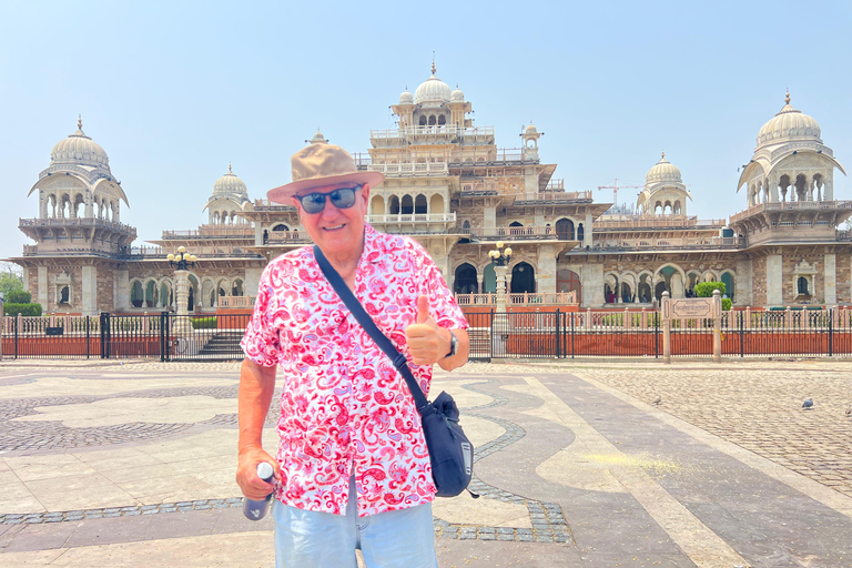 Private 6-Day Golden Triangle & Udaipur Luxury Tour Car + Guide + Monuments Tickets + 3 Star Accommodation